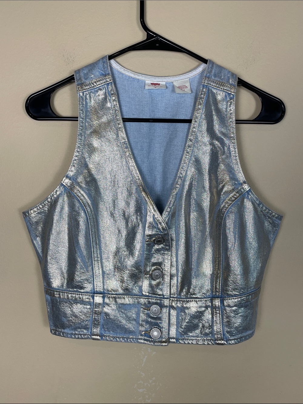 Levi’s Women’s Gold Metallic Denim Western Y2K Style Button-Up Cropped Vest